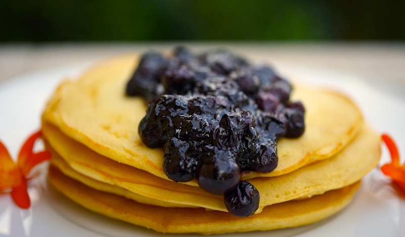Pancakes with Blueberry Mint Sauce & Anti-Flu Juice DSC07070 copy