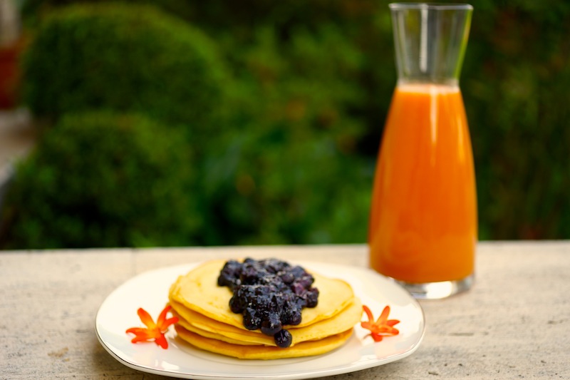 Pancakes with Blueberry Mint Sauce & Anti-Flu Juice DSC07074 copy