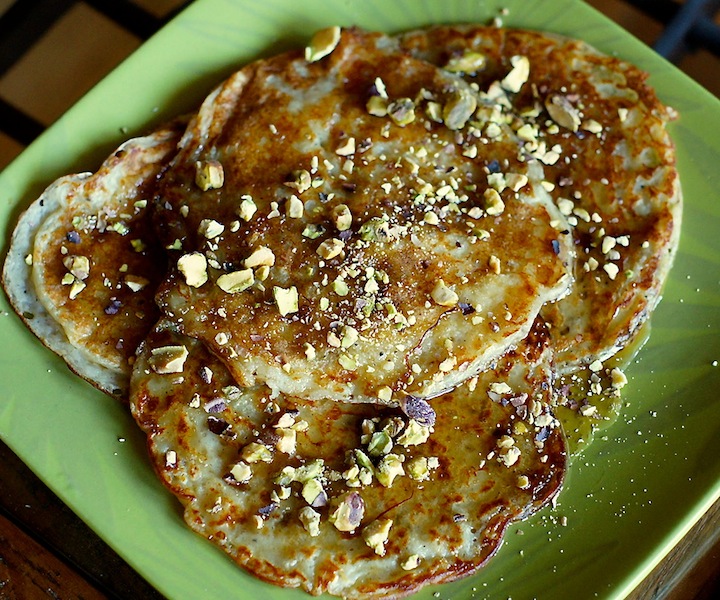 Azerbaijani Pancakes & Kale Banana Berries Smoothie 001 copy
